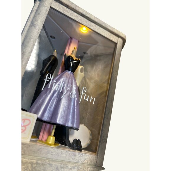 Dusk to Dawn Barbie 2007 Magic Hallmark Keepsake Ornament - Picture 9 of 15